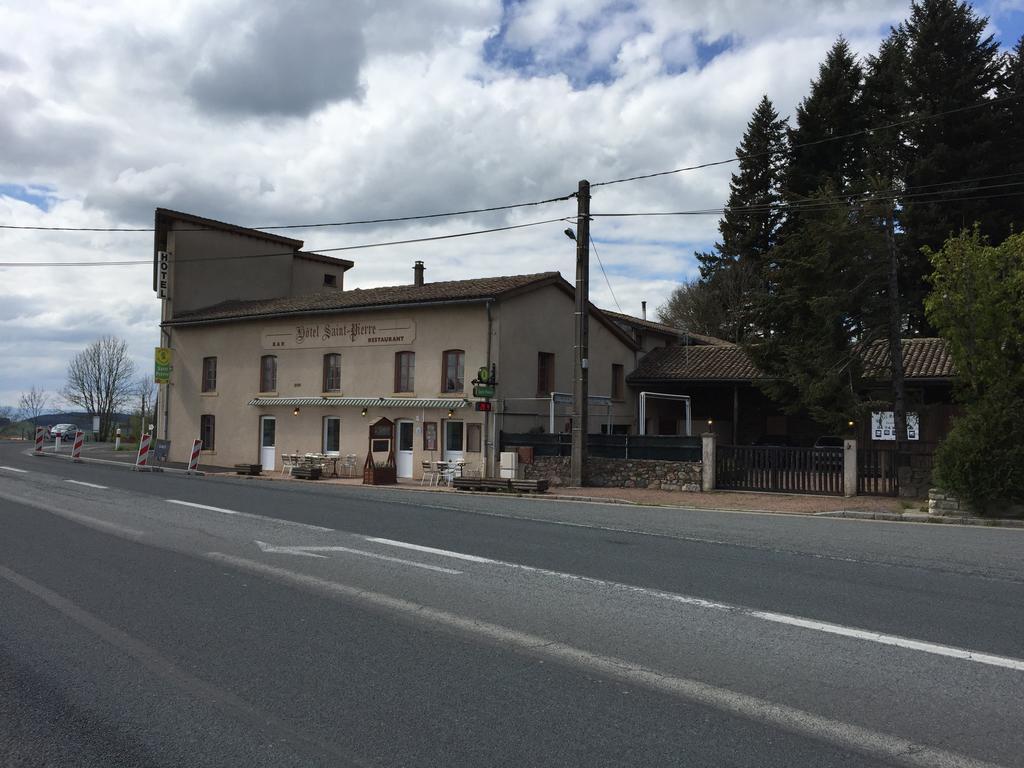 Hotel Saint Pierre Les Sauvages  Exterior foto